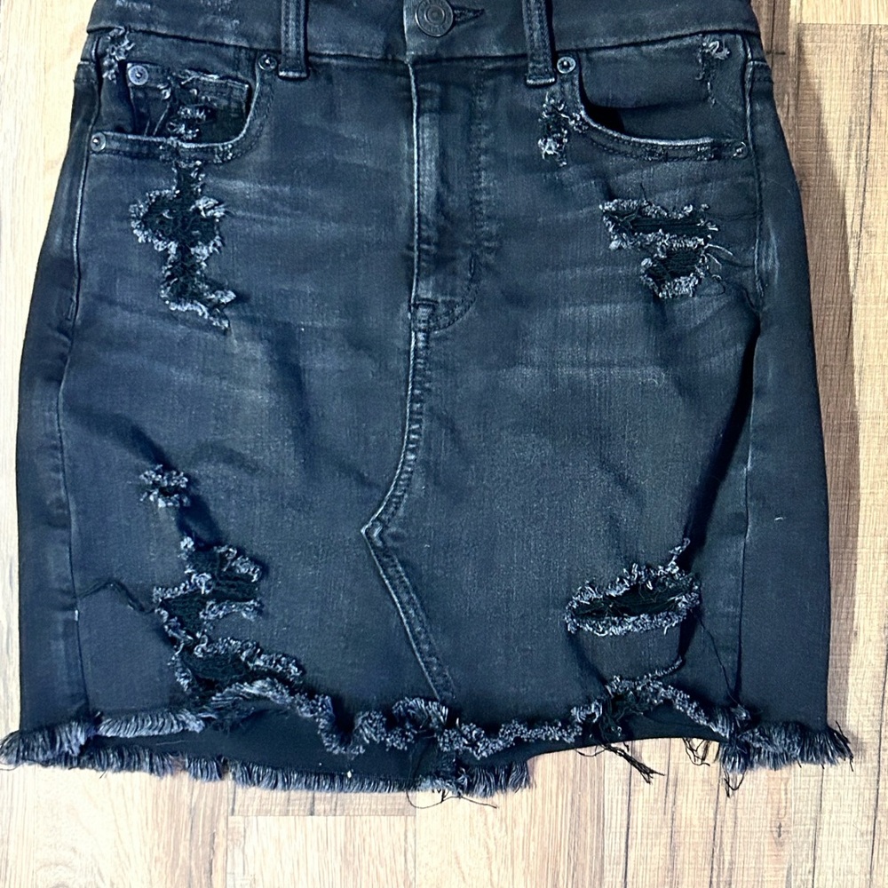 American Eagle Skirt Womens 2 Black Distressed Denim Raw Hem Boho Festival